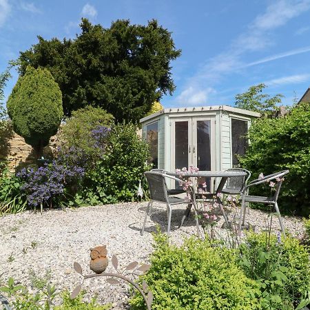 Blundell'S Cottage Broadway  Luaran gambar