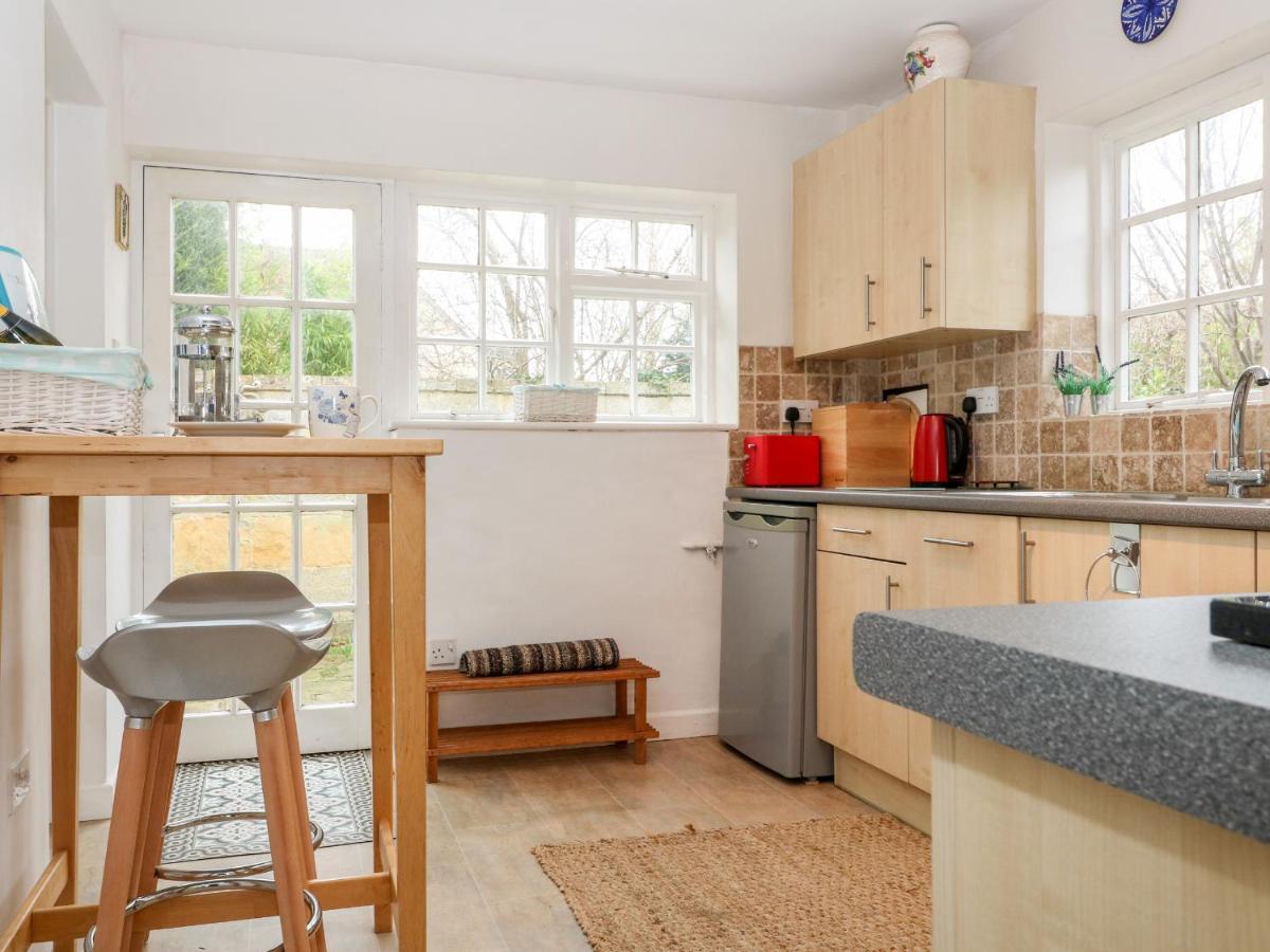Blundell'S Cottage Broadway  Luaran gambar